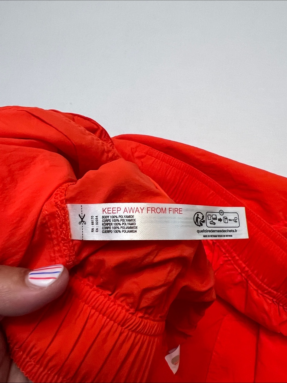 DAILY PRACTICE CORAL CARGO JOGGERS TRACK PANTS NEW WITHOUT TAGS LARGE - Picture 11 of 12